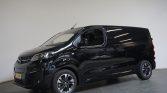Opel vivaro-e zwart
